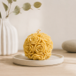 Preview: Bienenwachskerze mit Rosenmotiv