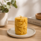 Preview: Bienenwachskerze mit Schmetterlingsmotiv