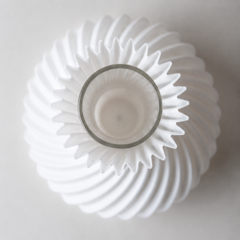 Preview: Designvase „Spiral Flow“ mit Glaseinsatz